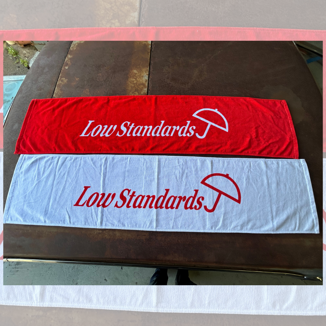 LOW STANDARDS - BACK SEAT TOPPER